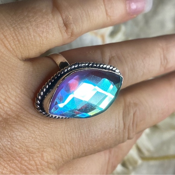 Sparkly Rainbow Mystic Topaz faceted cut statement ring - Picture 3 of 12